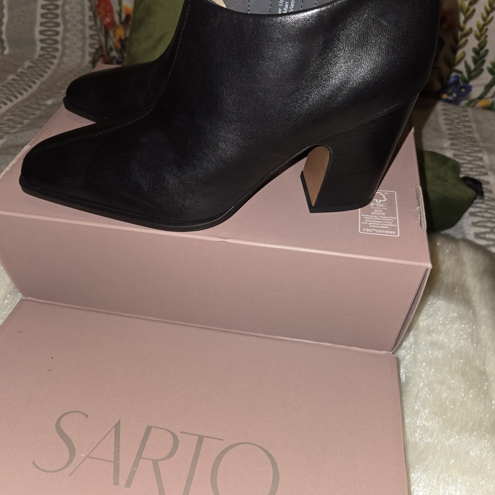 Sarto By Franco Sarto Black Boots - Picture 5 of 8